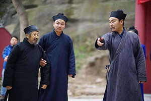 有钱人做事都要风水师看风水，古代人看风水是什么根据？