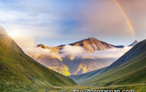 床头直对楼梯口是好是坏呢