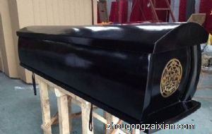 梦见手推棺材意味是什么意思