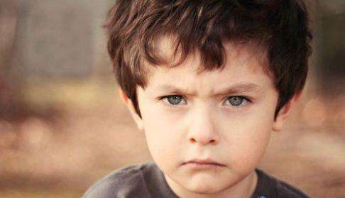 梦见在生气的小朋友是什么意思