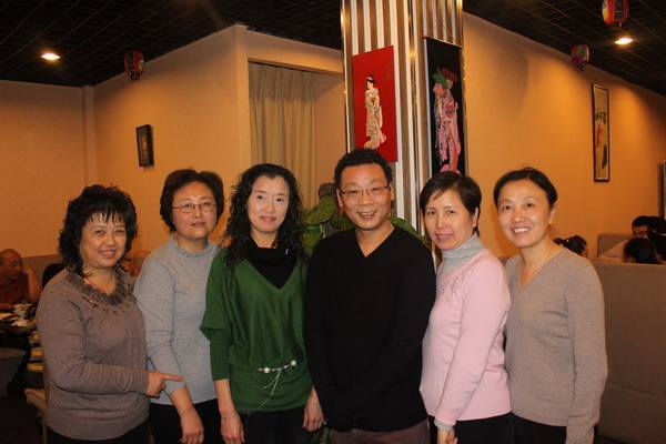 梦见去亲戚家做客是什么意思