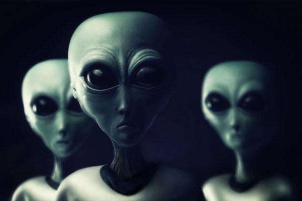 梦见外星人追逐自己是什么意思