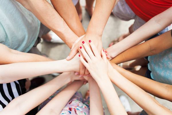 梦见很多合伙人是什么意思