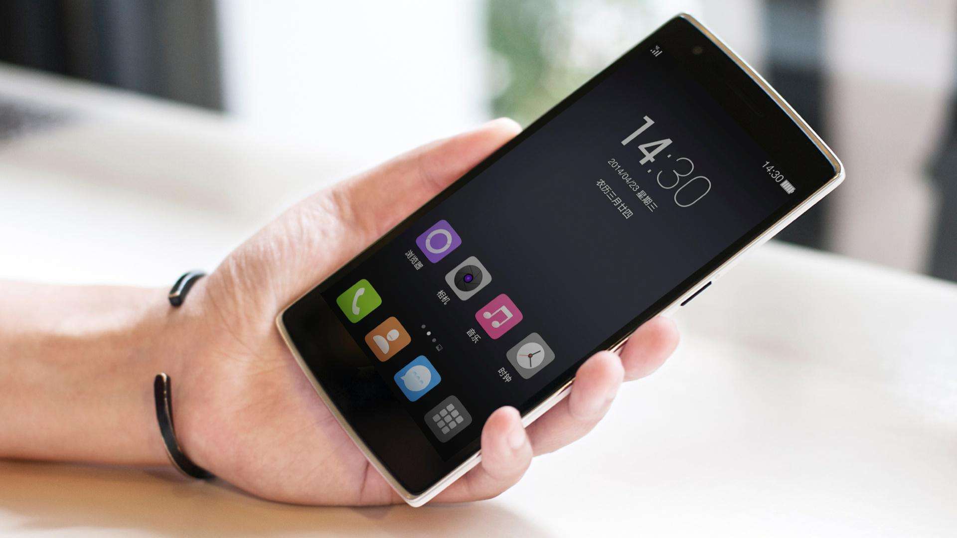 梦见自己手机掉厕所了是什么意思