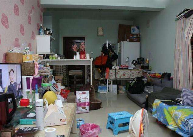 梦见家里乱七八糟的是什么意思