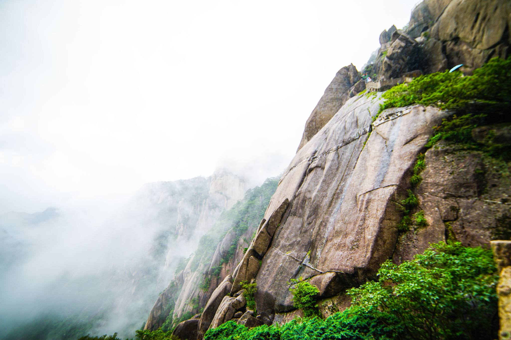 梦见降落摔下来是什么意思