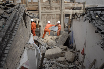 梦见院墙倒了是什么意思