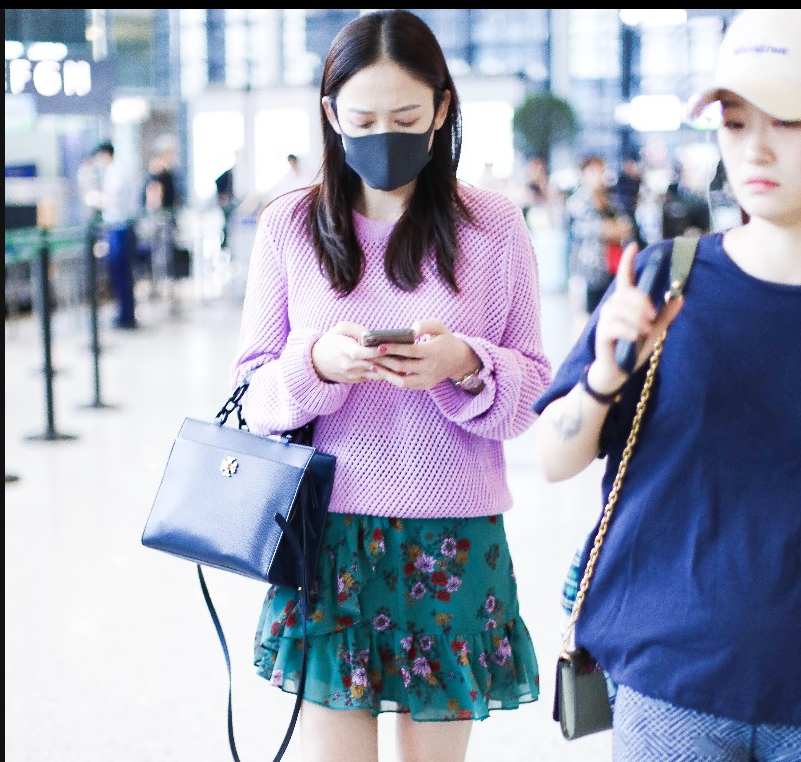 梦见穿粉色的毛衣是什么意思