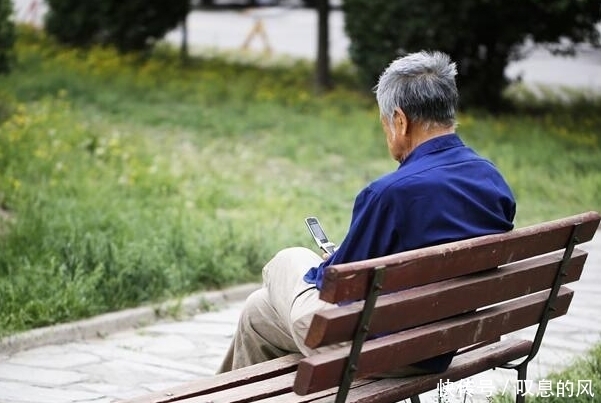 梦见被自己的公公打是什么意思？