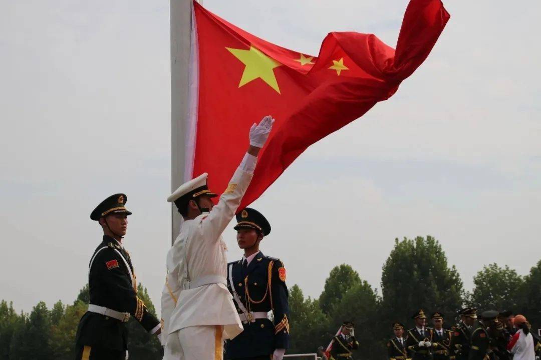 梦见红旗是什么意思