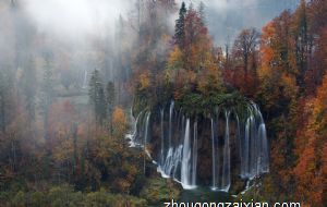 2022年属虎的贵人和小人生肖分别是谁