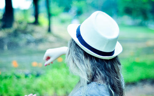 生肖马男交往多久才会暴露本性