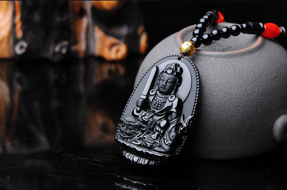 生肖属兔的本命佛是什么