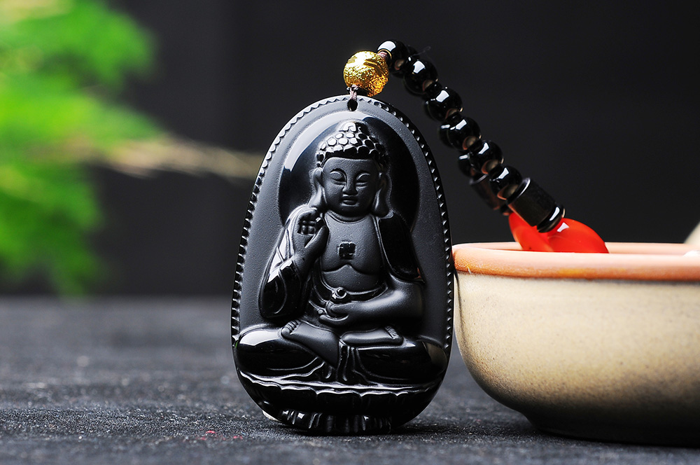 生肖属猪的本命佛是什么