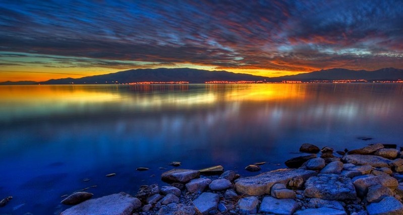 2022年属龙的幸运色 黄色催旺事业运